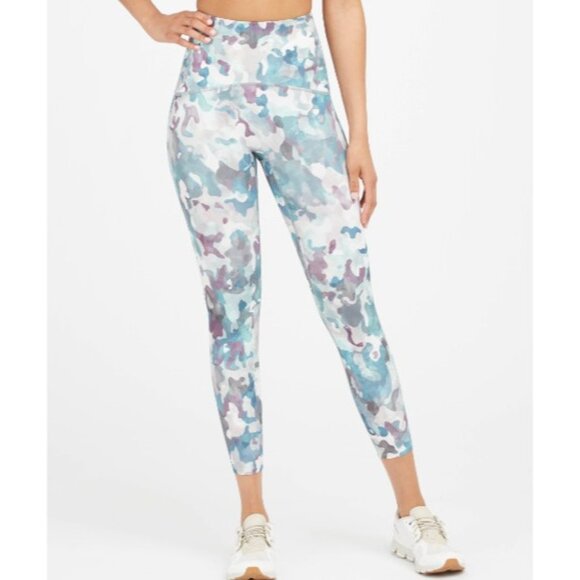 SPANX Pants - Spanx Legging Womens Small  7/8 Booty Boost Painted Camo Pink Active Yoga Pants